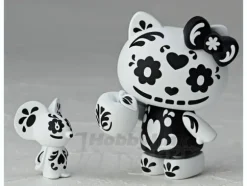 Revoltech Hello Kitty Black Skull Ver.