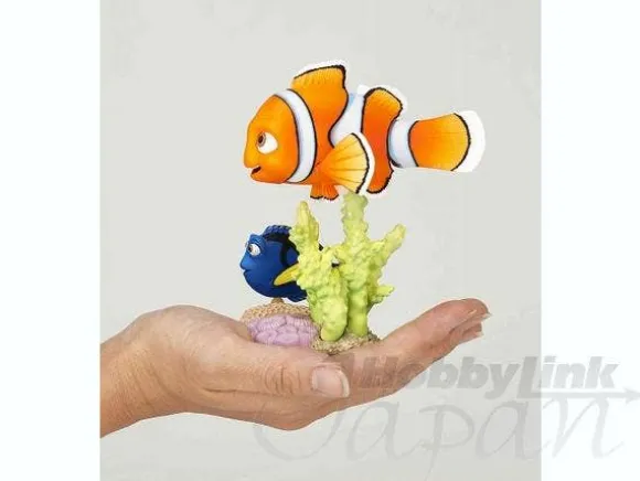 Revoltech Pixar Nemo & Dory