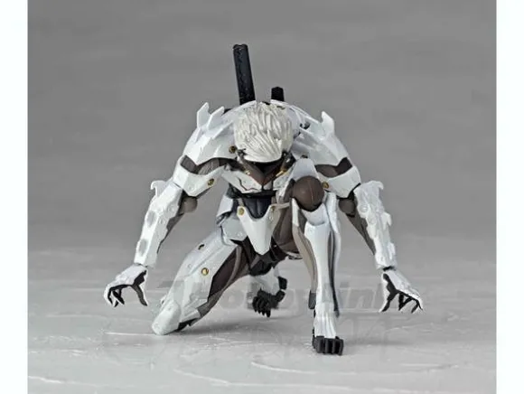 Revoltech Raiden White Armor