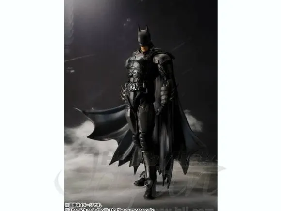 S.H. Figuarts Batman (Injustice Ver.)