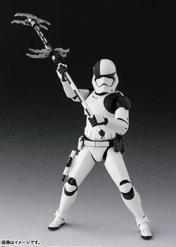 S.H.Figuarts Executioner (Star Wars: The Last Jedi)