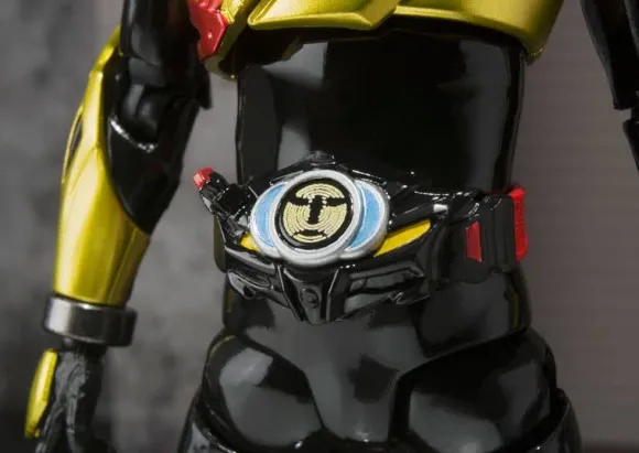 S.H.Figuarts Gold Drive