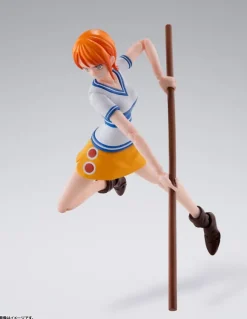 S.H.Figuarts Nami -Dawn of Adventure-