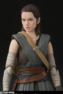 S.H.Figuarts Rey (Star Wars: The Last Jedi)