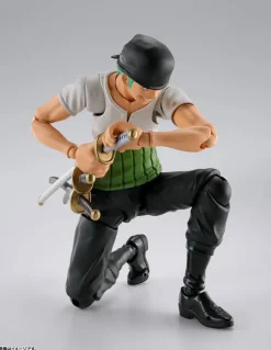 S.H.Figuarts Roronoa Zoro -Romance Dawn- (Reissue)