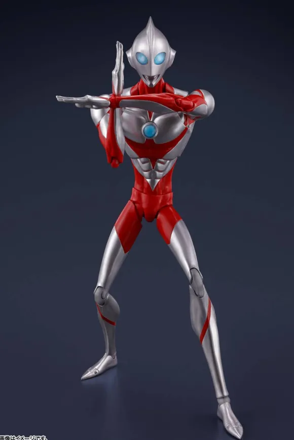 S.H.Figuarts Ultraman & Emi (ULTRAMAN: RISING)