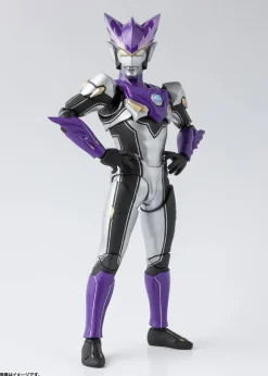 S.H.Figuarts Ultraman Rosso Wind