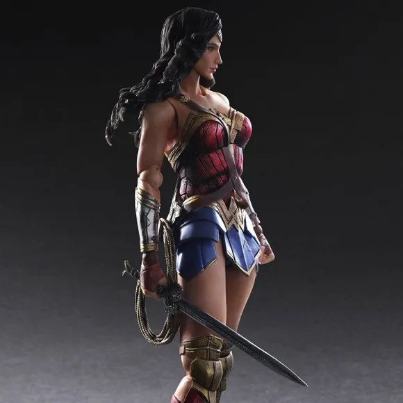 Wonder Woman Play Arts Kai: Wonder Woman